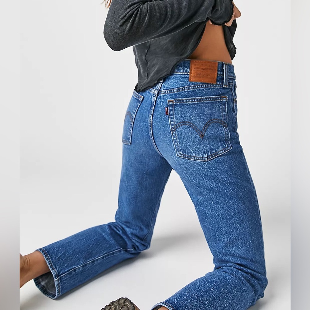 LEVI’S PREMIUM Wedgie Straight Jeans Jive Sound 34964-0073 Free People